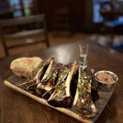 Las Tres Vírgenes - Marrow! Pair the complimentary bread with this. It is sooooooooo good!