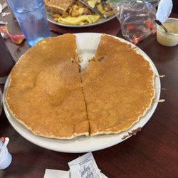 Toast and Roast Cafe - GIANT pancakes