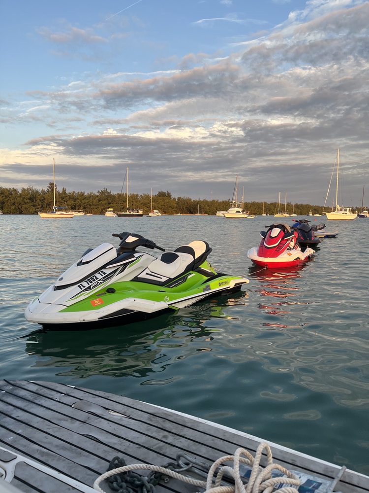 JET SKI RENTALS Updated August 2024 34 Photos 3501 Rickenbacker