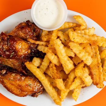 Orange Lee’s PoBoys & Wings - Chicken Wings Near Me - Lancaster, Texas