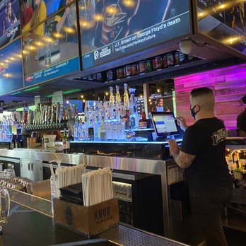 Lookout Tavern - Bar is definitely the epicenter. Quite a bit of seating. - Cocktail Bars Near Me - Phoenix, Arizona Lookout Tavern - Bar is definitely the epicenter. Quite a bit of seating. - Cocktail Bars Near Me - Phoenix, Arizona