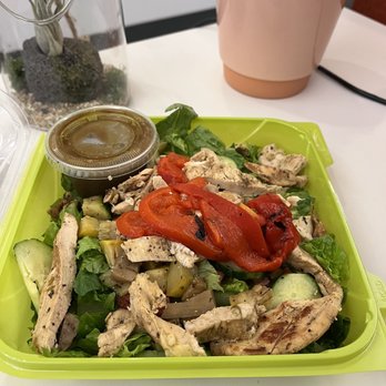 Rachel's Kitchen - Grilled Vegetable and Chicken Salad - Breakfast & Brunch Near Me - Las Vegas, Nevada Rachel's Kitchen - Grilled Vegetable and Chicken Salad - Breakfast & Brunch Near Me - Las Vegas, Nevada