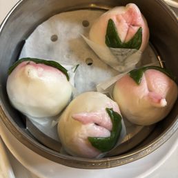 steamed peach bun (4pc) steamed peach bun (4pc)