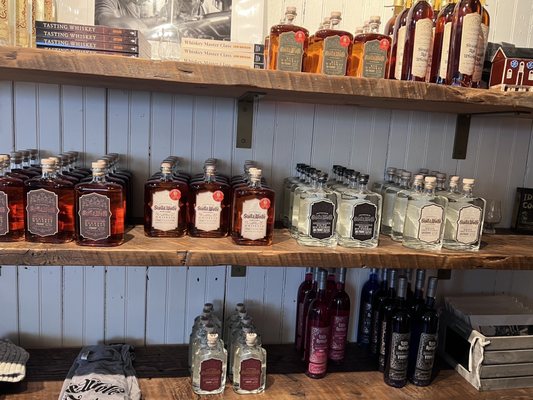 Stoll and Wolfe Distillery by null