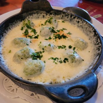 Bistro Moulin - Spinach gnocchi - Wine Bars Near Me - Monterey, California