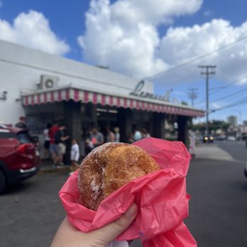 Leonard's Bakery - Guava Malasada - Bakeries Near Me - Honolulu, Hawaii
