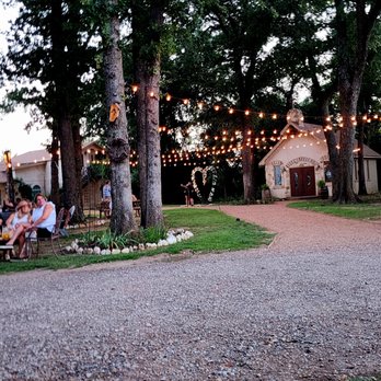 Fortunata Winery - Outside - Wineries Near Me - Aubrey, Texas Fortunata Winery - Outside - Wineries Near Me - Aubrey, Texas