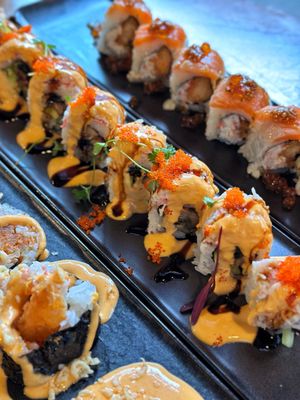 Mikan Sushi Bento by null