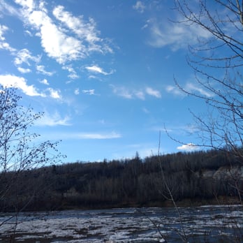 Devon Voyageur Park - Beautiful blue sky - Parks Near Me - Devon, Alberta Devon Voyageur Park - Beautiful blue sky - Parks Near Me - Devon, Alberta