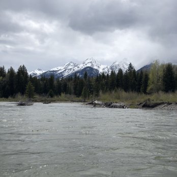 Solitude Float Trips - Grand Tetons view - Rafting/Kayaking Near Me - Moose, Wyoming Solitude Float Trips - Grand Tetons view - Rafting/Kayaking Near Me - Moose, Wyoming