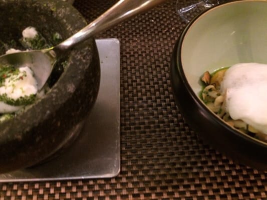 Franky's Grill | Powered by Food Labs by null