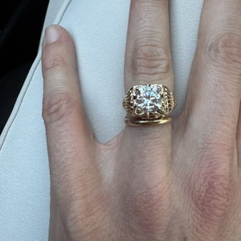 Robere's Jewelry - Jewelry Near Me - Solana Beach, California