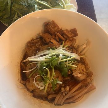 MAM Kitchen - Cao lầu - Vietnamese Near Me - Garden Grove, California