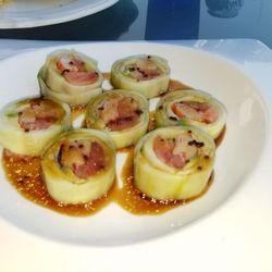 Sakura Sushi Bistro - Rainbow naruto roll.