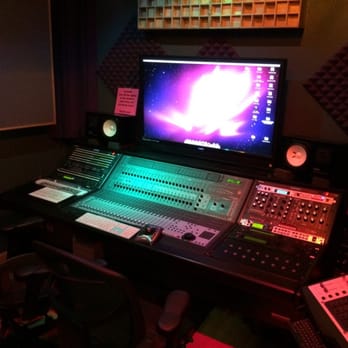 MediaTech Institute - Purple Room @ media tech - Vocational & Technical School Near Me - Houston, Texas MediaTech Institute - Purple Room @ media tech - Vocational & Technical School Near Me - Houston, Texas