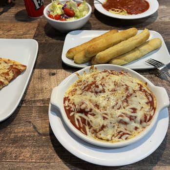 Fazoli's - Baked Spaghetti - Italian Near Me - Indianapolis, Indiana