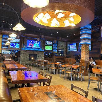 Fronteras - Interior - Mexican Near Me - Columbus, Ohio
