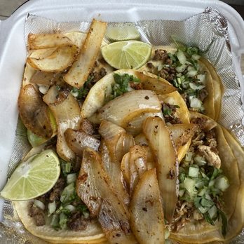 Taqueria San Luis - Tacos de Asada - Mexican Near Me - Nashville, Tennessee