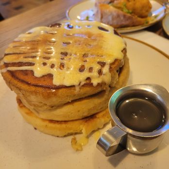 Sam Walker’s - Cinnabon pancakes - American Near Me - Woburn, Massachusetts