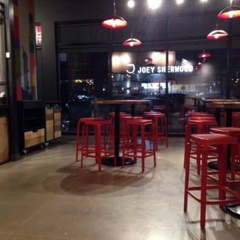 Noodlebox - Decor - Asian Fusion Near Me - Sherwood Park, Alberta