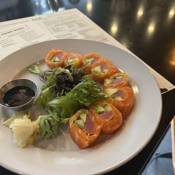 Eez Fusion - Sushi Bars Near Me - Huntersville, North Carolina Eez Fusion - Sushi Bars Near Me - Huntersville, North Carolina