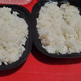 Rice is usually filled to the top; it seems after we went back for the right order they half assed how they fill it Rice is usually filled to the top; it seems after we went back for the right order they half assed how they fill it