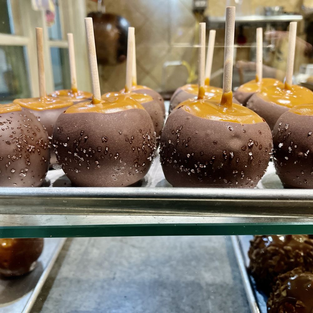 Kilwins Ice Cream - Chocolate - Fudge - Chocolatiers & Shops Near Me - St. Augustine, Florida Kilwins Ice Cream - Chocolate - Fudge - Chocolatiers & Shops Near Me - St. Augustine, Florida