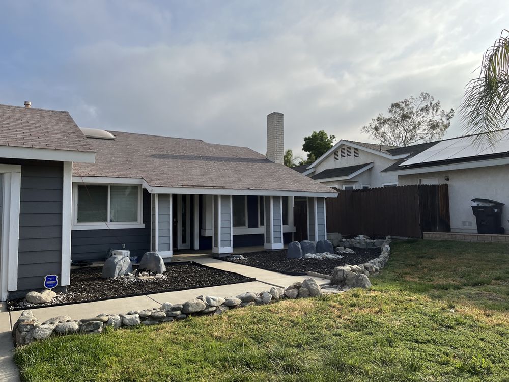 Slide of Hector Jimenez Roofing