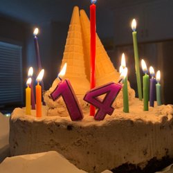 Washtenaw Dairy - Cookies and Cream Ice Cream Cake
