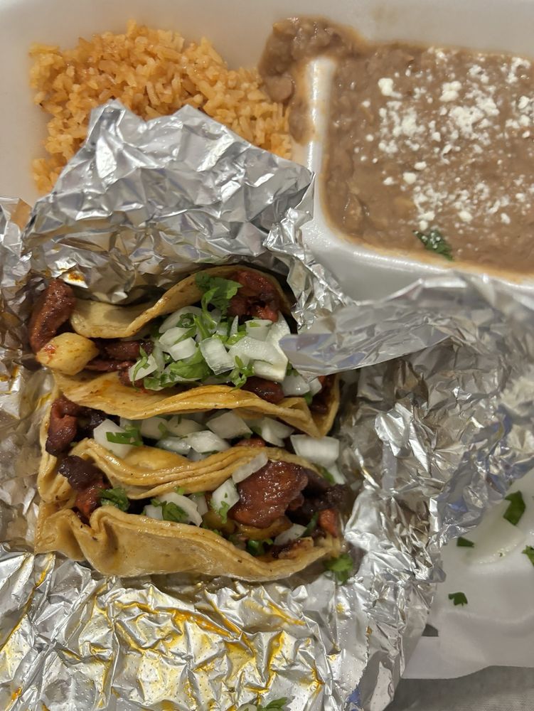 La Salsa Loca Tacos and More
