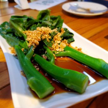 Tim Ho Wan - Seasonal vegetable in soy sauce and garlic - Dim Sum Near Me - Honolulu, Hawaii Tim Ho Wan - Seasonal vegetable in soy sauce and garlic - Dim Sum Near Me - Honolulu, Hawaii