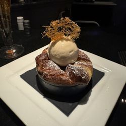 Banana bread pudding
