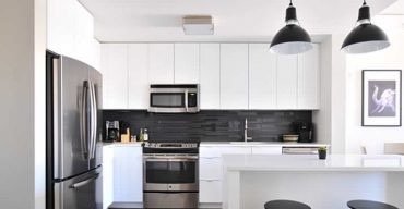 B & W Cabinets & Millwork