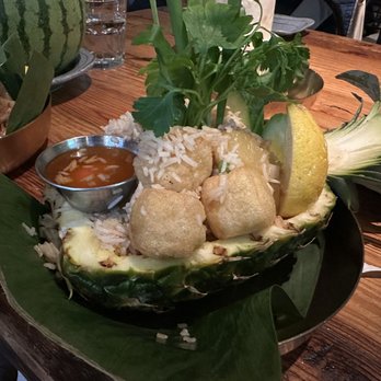 Lemongrass Brooklyn - Pineapple Fried Rice - Thai Near Me - Brooklyn, New York Lemongrass Brooklyn - Pineapple Fried Rice - Thai Near Me - Brooklyn, New York