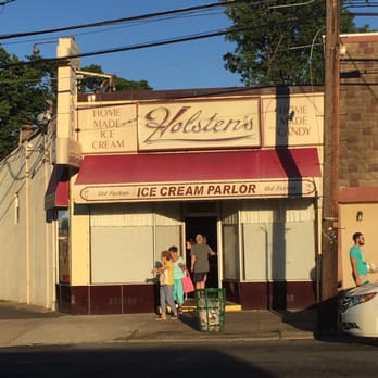 Holsten's - Candy Stores Near Me - Bloomfield, New Jersey