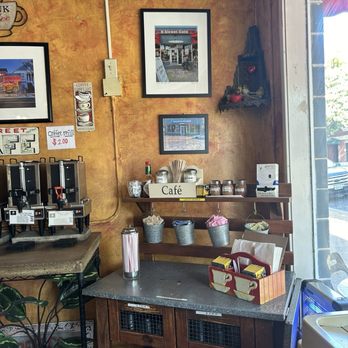 N Street Cafe - Inside - Sandwiches Near Me - Sacramento, California N Street Cafe - Inside - Sandwiches Near Me - Sacramento, California