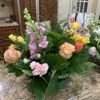 Flowers For Dreams - LARGE Spring bouquet - Florists Near Me - Chicago, Illinois