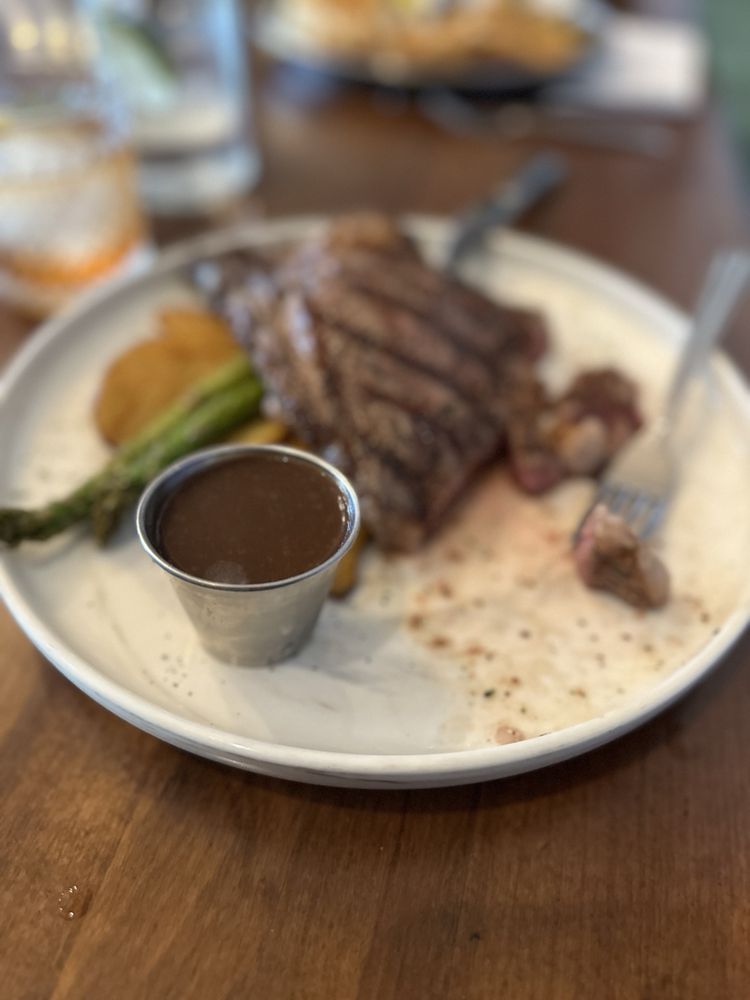 REID’S APOTHECARY Updated September 2024 400 Photos & 326 Reviews