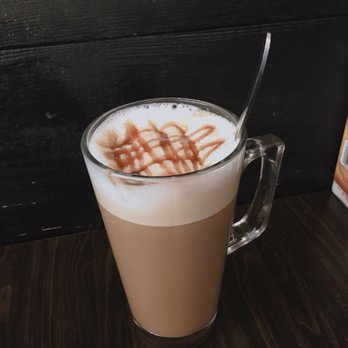 Le Petit Belge - Caramel macchiato - Breakfast & Brunch Near Me - Vancouver, British Columbia