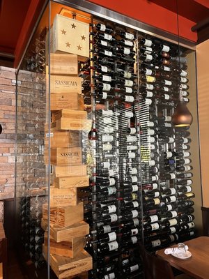 Yanni's Bar & Grill by null