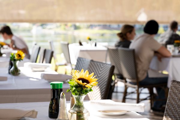 The Landing Grill & Sushi Bar by null