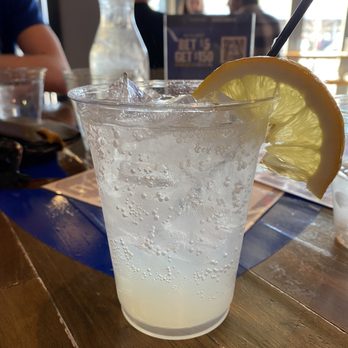 OVER/UNDER SPORTS BAR - Updated December 2025 - 99 Photos & 44 Reviews ...