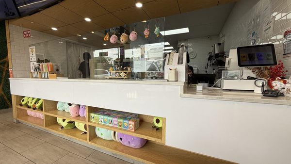 laptop friendly cafe New Haven Taichi Bubble Tea, Ramen and Poke Bowl - New Haven