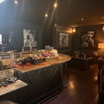Vegas Classic Cigars - Inside - Cigar Bars Near Me - Las Vegas, Nevada