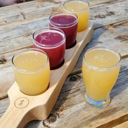 Twin Sails Brewing