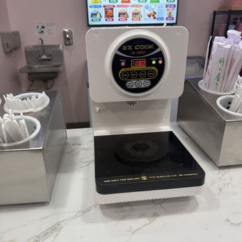DalDal - make your noodles - Ice Cream & Frozen Yogurt Near Me - Pleasant Hill, California