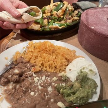 Guaca Maya Mexican Restaurant - Chicken fajitas - Mexican Near Me - Omaha, Nebraska Guaca Maya Mexican Restaurant - Chicken fajitas - Mexican Near Me - Omaha, Nebraska