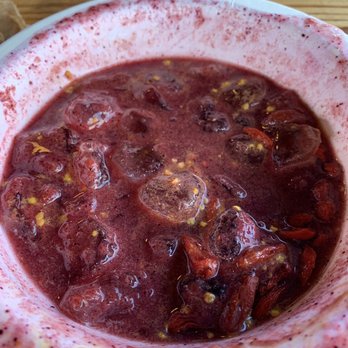 Honeysuckle Tea House - Açaí bowl is pure ICE - Coffee & Tea Near Me - Chapel Hill, North Carolina