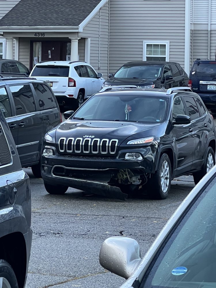 AUTOBODY USA Updated October 2024 15 Reviews 7697 Stadium Dr, Kalamazoo, Michigan Body