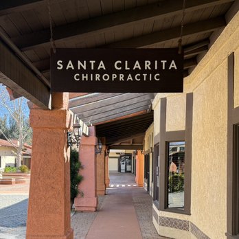 Erik Lee DC - Chiropractors Near Me - Santa Clarita, California Erik Lee DC - Chiropractors Near Me - Santa Clarita, California